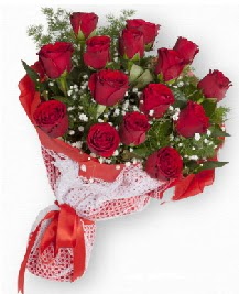 11 kırmızı gülden buket  Düzce hediye çiçek yolla 