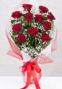 11 kırmızı gülden buket çiçeği  Düzce çiçek gönderme sitemiz güvenlidir 